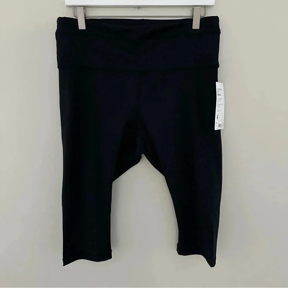Athleta Black Capri Leggings